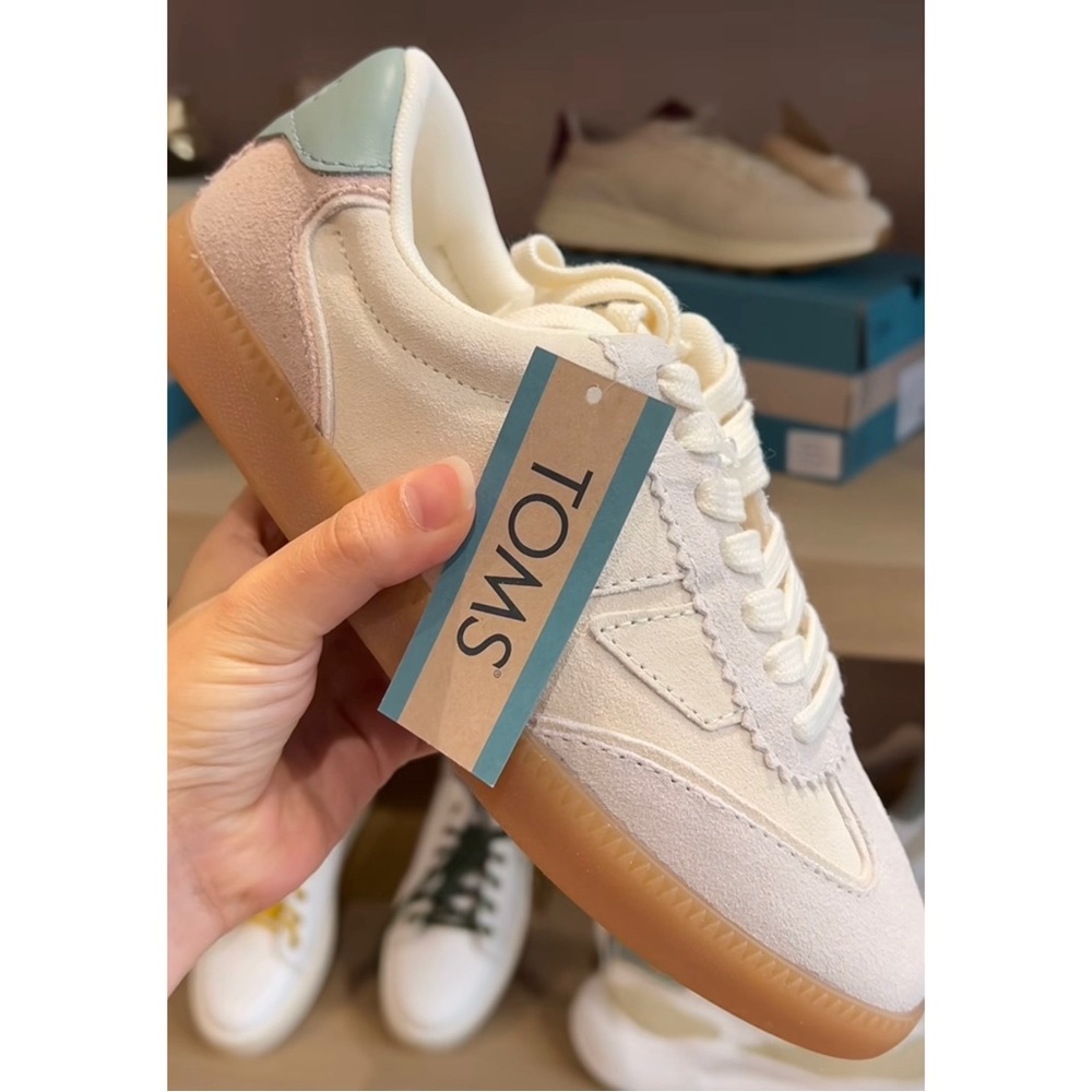 Toms Collins Egret Suede Sneakers
